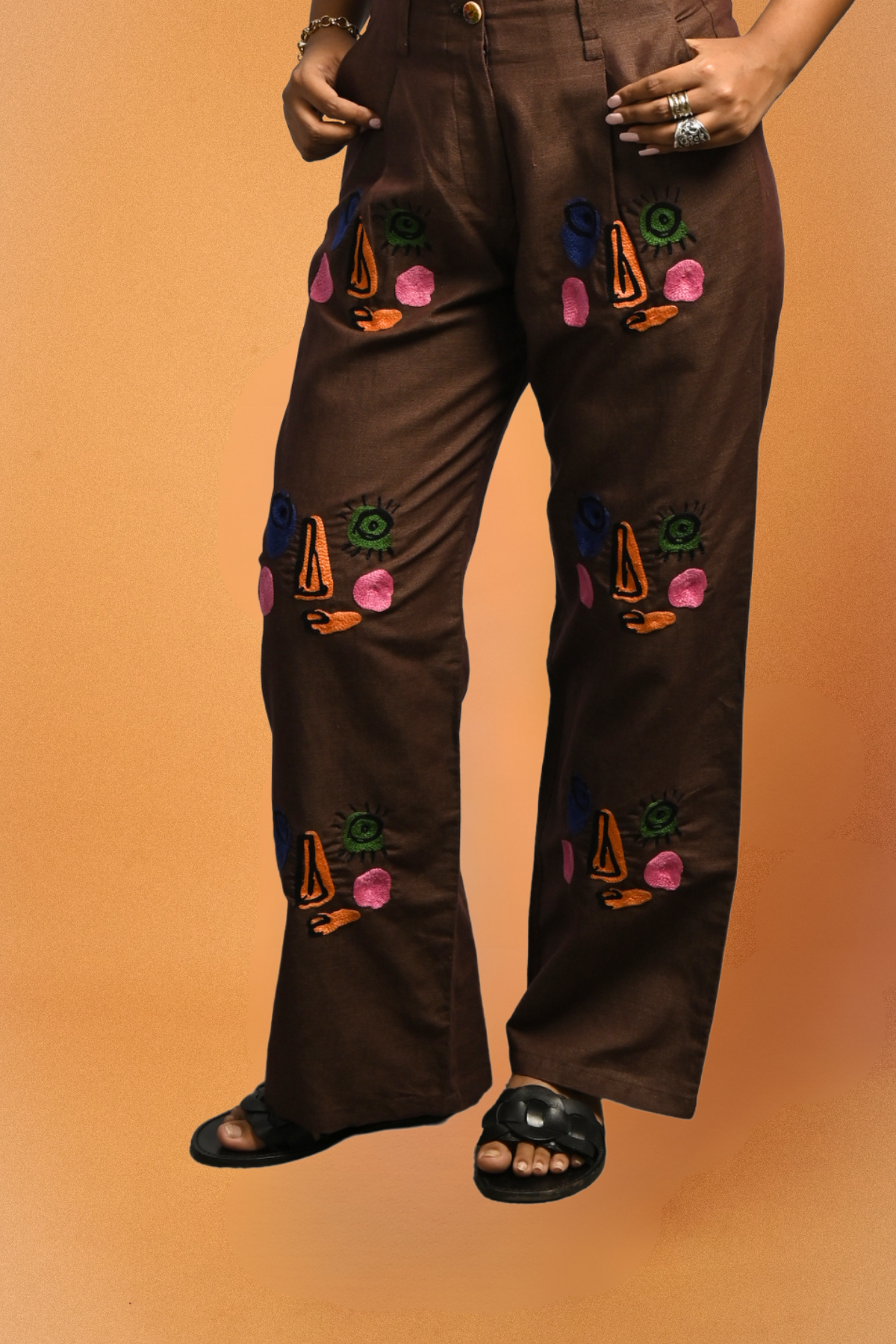 Picnic Pants – Aari Embroidery in 'Linen'
