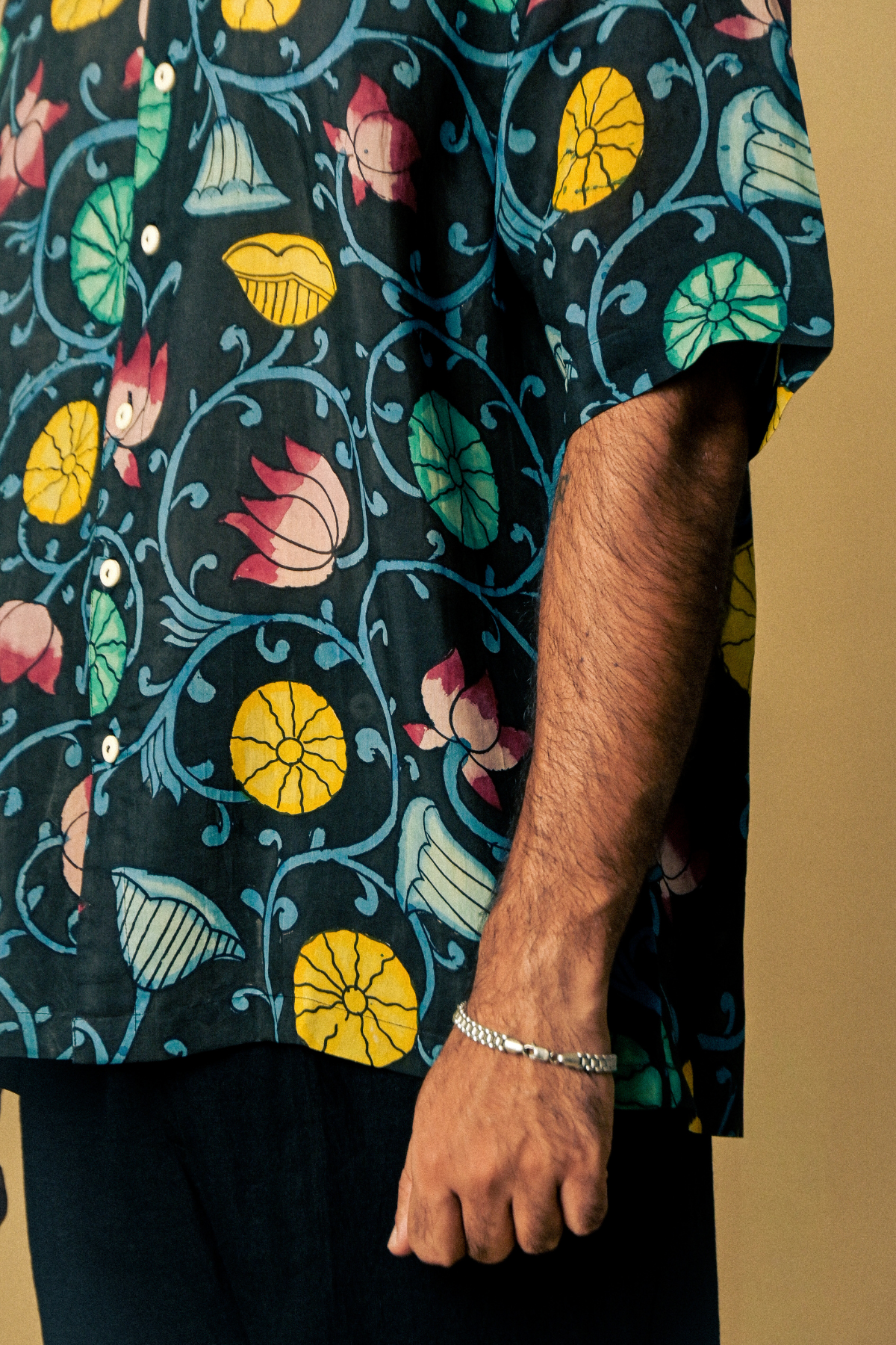 Holiday Shirt – Benaras Midnight Hand-Painted 'Kalamkari'