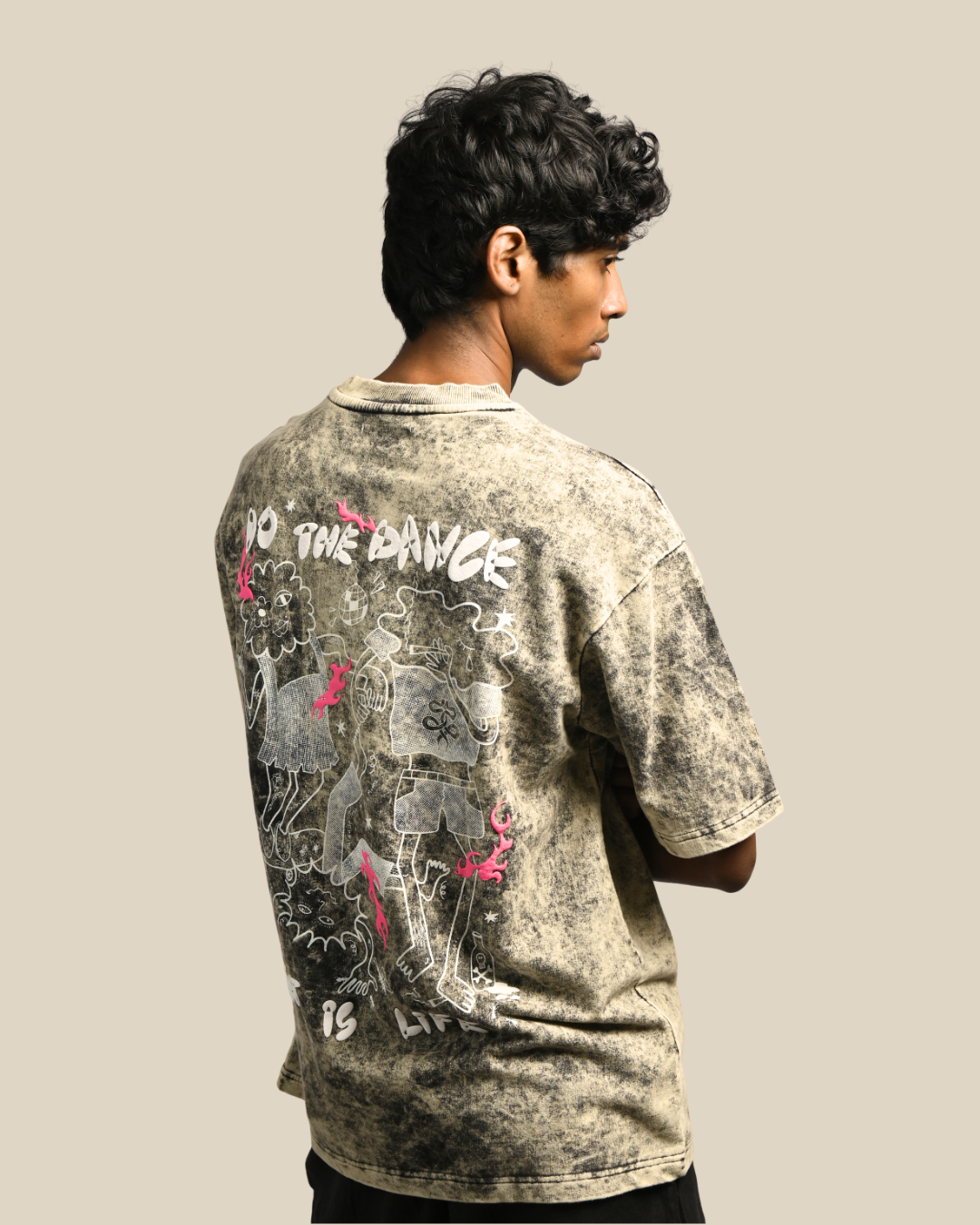 Skater Tee – All Must Dance