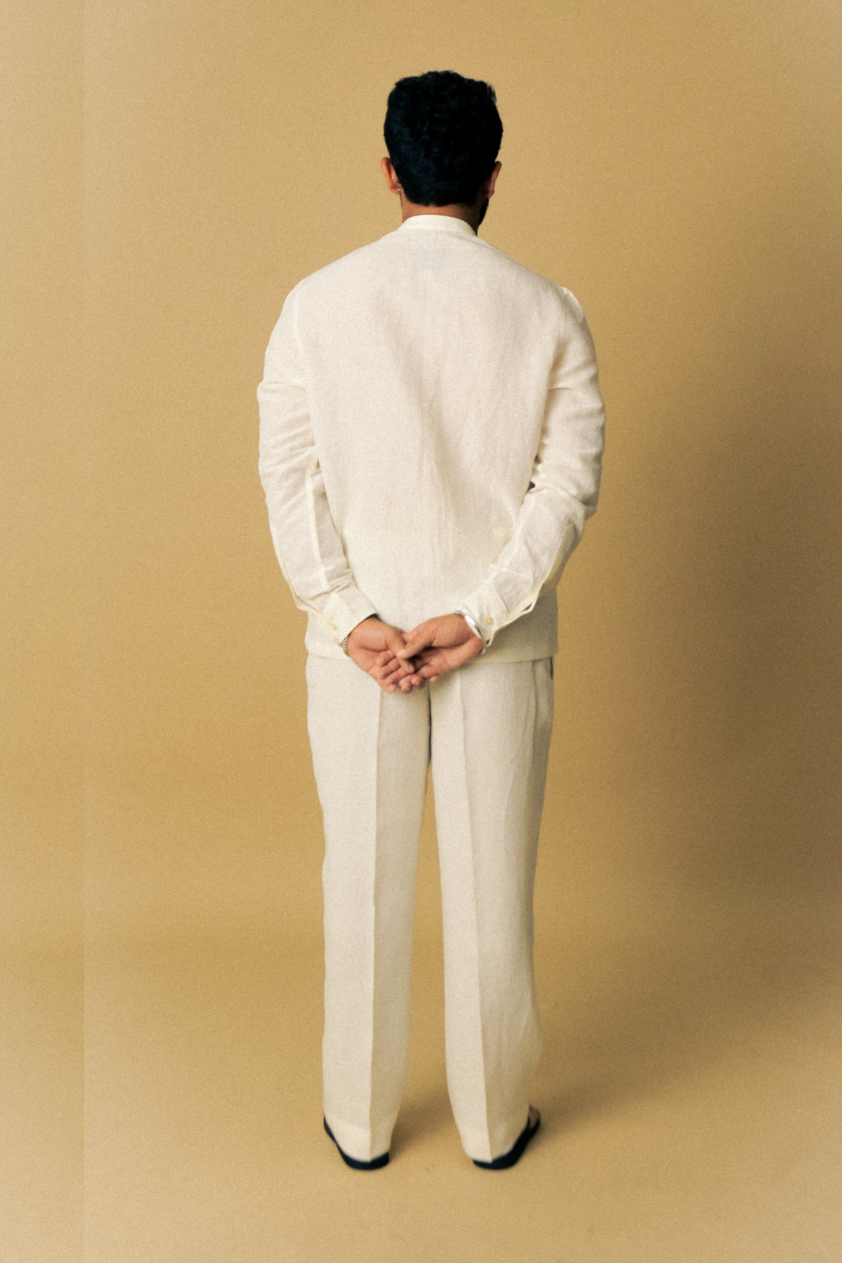 Cigar Shirt In 'Handloom White Linen'