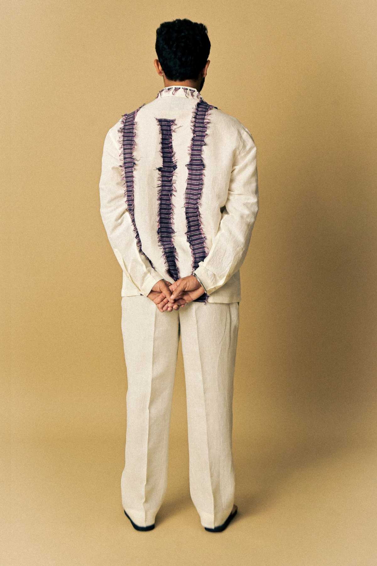 Eclipse Shirt In 'Handloom Linen’– Off-Cut Detail