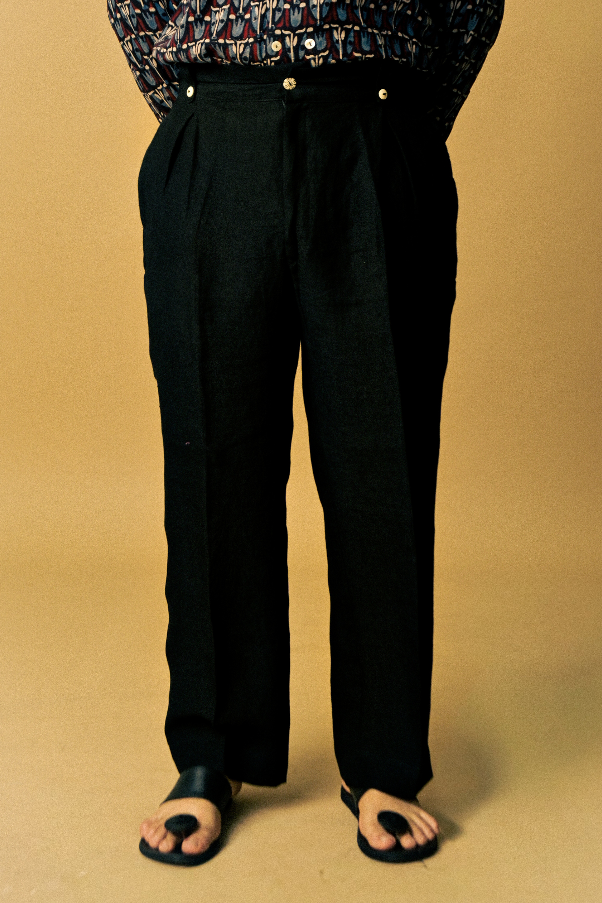 Seeker Pants In 'Handloom Black Linen'
