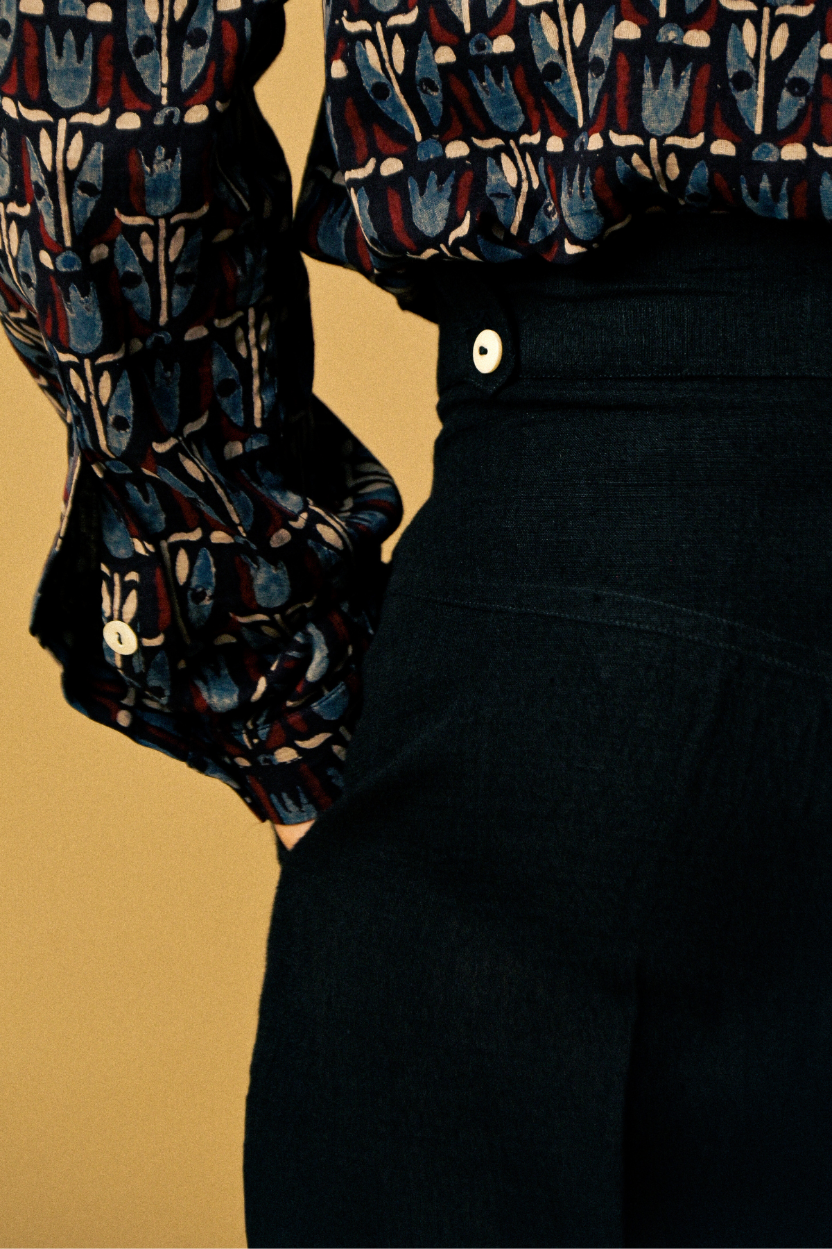 Seeker Pants In 'Handloom Black Linen'