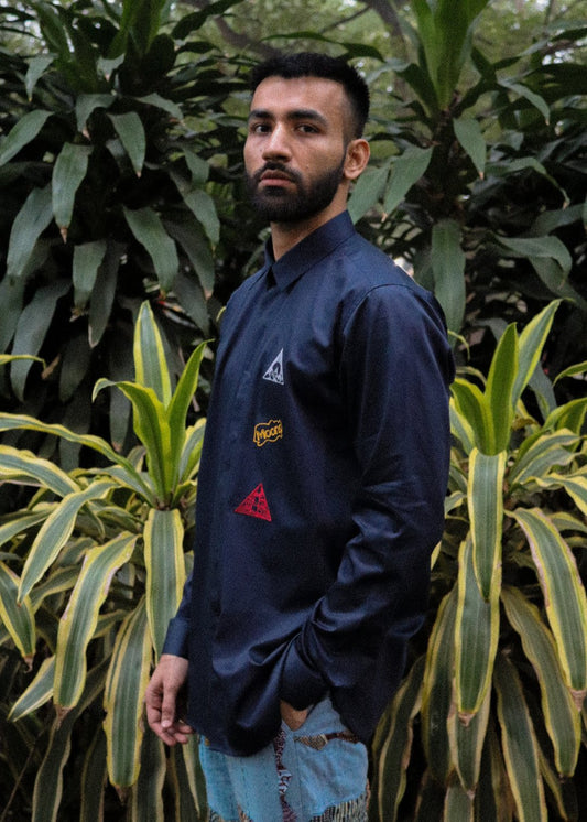Moon Tales Shirt – Cotton poplin, embroidered pockets, tailored fit.